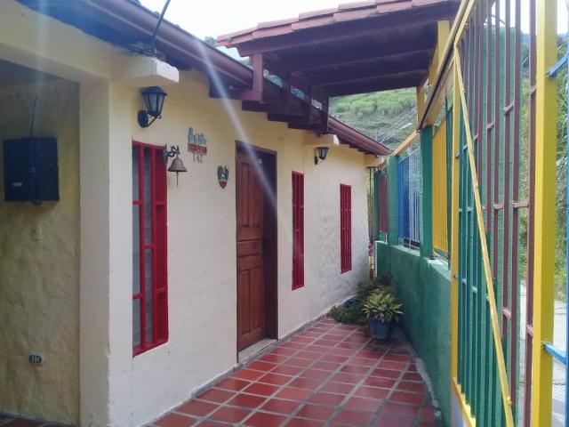 #49 - Casa para Venta en Tabay - L - 2