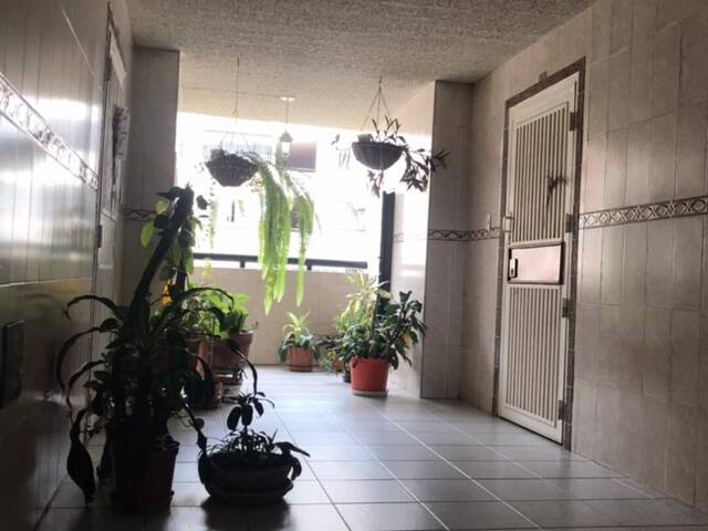 #81 - Apartamento para Venta en Mérida - L - 3